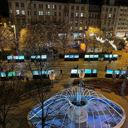 Central Palace Apartman Дебрецен Екстериор снимка